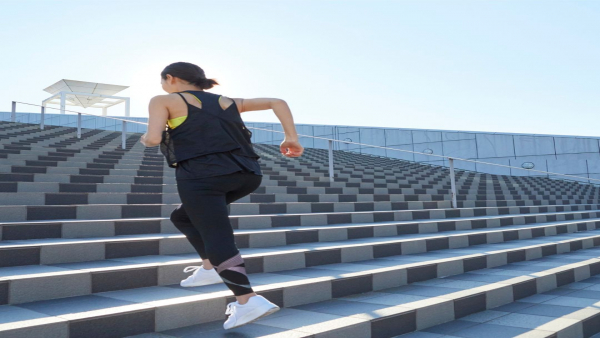 介護職の「はじめの一歩」｜未経験から活躍するためのマナー・専門用語・資格